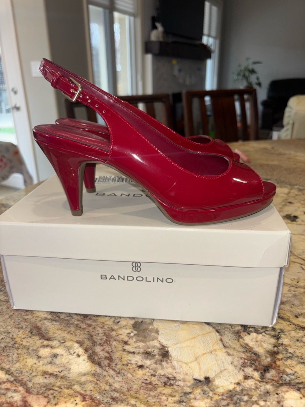 Bandolino Red Patent Slingback Peep-Toe Heels 👠 NIB - Picture 9 of 9